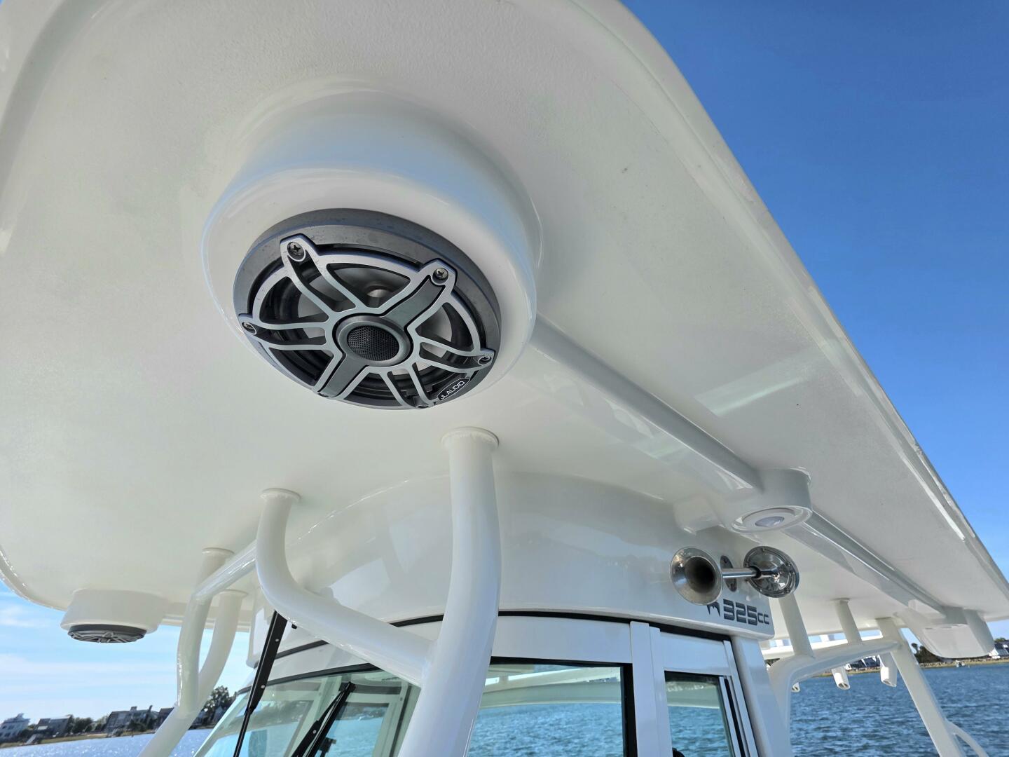 Slide: The Image of World Cat 32 2024 - 5781548